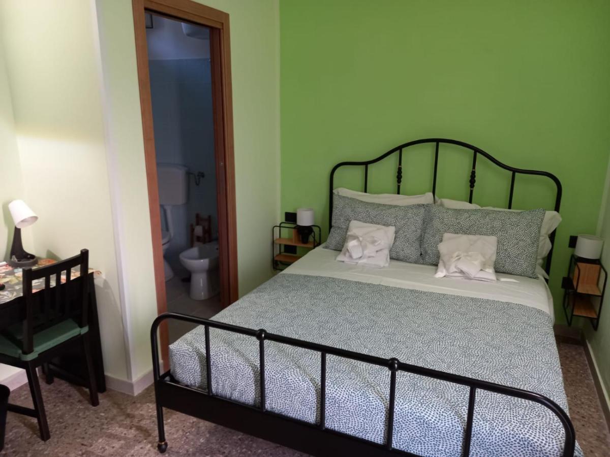 Green Sea Bed & Breakfast Elena Marina ภายนอก รูปภาพ